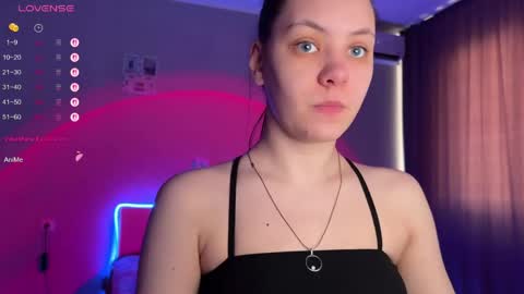 Snapshot of katherine__ross chatting on April 26, 8:23 am katherine__ross online show from April 26, 8:23 am