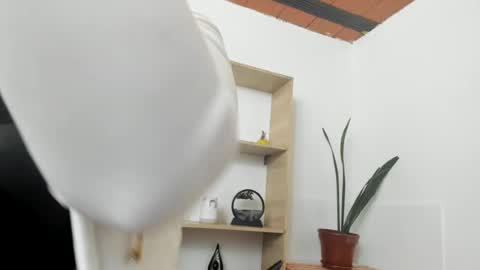 katherine_blair online show from July 15, 12:10 pm