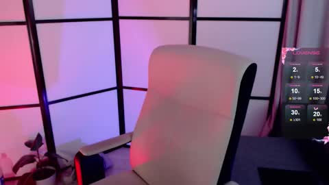 Snapshot of katherine_reinhart chatting on November 27, 8:44 pm katherine_reinhart online show from November 27, 8:44 pm