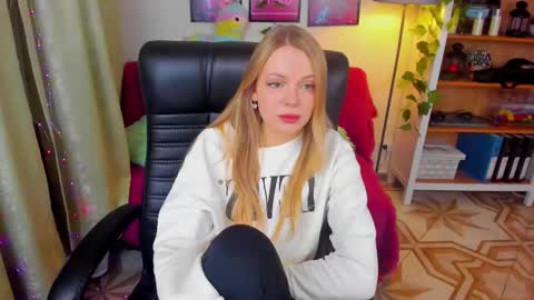 Katherine online show from March 11, 7:36 pm