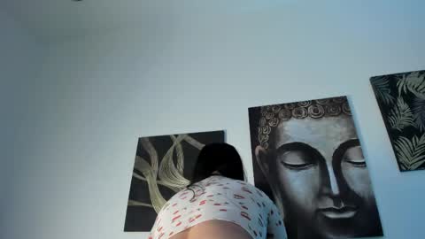 Snapshot of kathia_morelli chatting on May 5, 11:40 am Kathia online show from May 5, 11:40 am