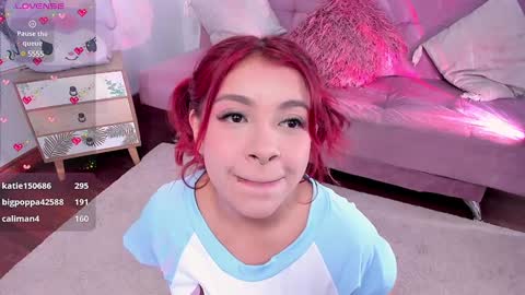 Kathia  online show from December 12, 8:57 am