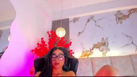 Snapshot of kathiik chatting on July 29, 2:53 am kathiik online show from July 29, 2:53 am