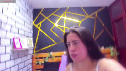 Paola online show from December 6, 1:33 pm