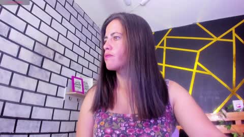 Paola online show from December 30, 3:57 pm
