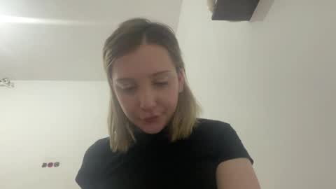 Jessie online show from June 8, 1:28 am