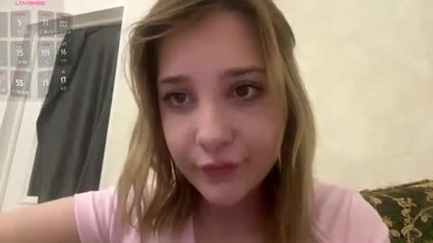 Snapshot of kathrinekiening chatting on July 24, 6:39 pm Jessie online show from July 24, 6:39 pm