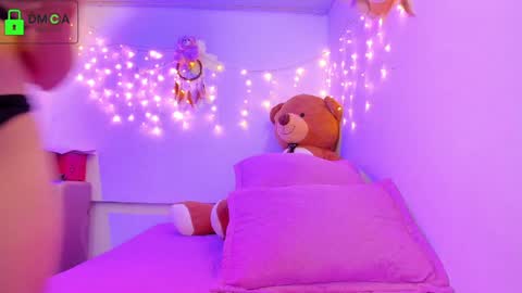 Kay online show from December 23, 2:39 pm