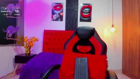 Snapshot of kathy_sc chatting on December 7, 12:08 am Kate 3 - INSTAGRAM Kathy sc94 online show from December 7, 12:08 am