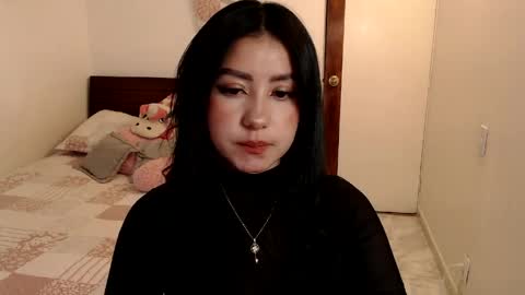 Snapshot of kathyrose_ chatting on May 22, 10:37 pm Kathy online show from May 22, 10:37 pm