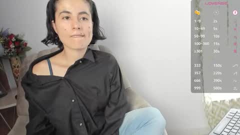 Snapshot of katia_12_ chatting on February 20, 9:26 pm katia_12_ online show from February 20, 9:26 pm
