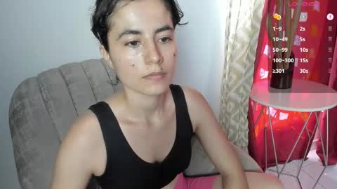 Snapshot of katia_12_ chatting on March 3, 7:42 pm katia_12_ online show from March 3, 7:42 pm