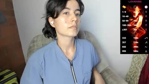 Snapshot of katia_12_ chatting on March 25, 9:10 pm katia_12_ online show from March 25, 9:10 pm