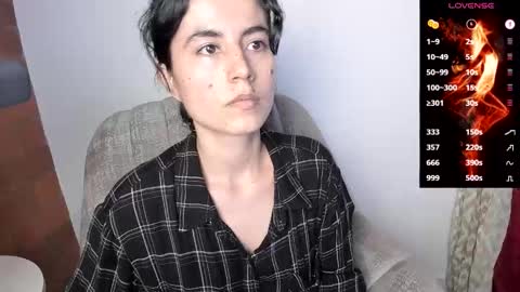 Snapshot of katia_12_ chatting on March 27, 9:58 pm katia_12_ online show from March 27, 9:58 pm