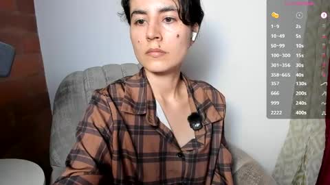 Snapshot of katia_12_ chatting on April 19, 6:10 pm katia_12_ online show from April 19, 6:10 pm