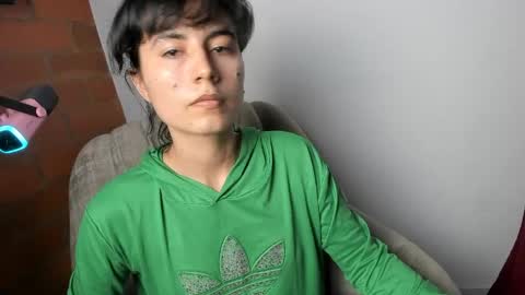 Snapshot of katia_12_ chatting on April 30, 9:30 pm katia_12_ online show from April 30, 9:30 pm
