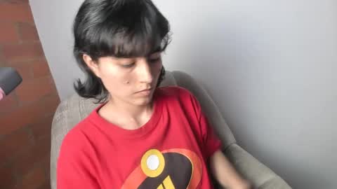 Snapshot of katia_12_ chatting on May 6, 4:19 am katia_12_ online show from May 6, 4:19 am