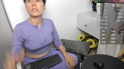 Snapshot of katia_12_ chatting on June 8, 2:23 am katia_12_ online show from June 8, 2:23 am
