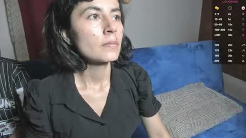 Snapshot of katia_12_ chatting on June 13, 1:14 am katia_12_ online show from June 13, 1:14 am
