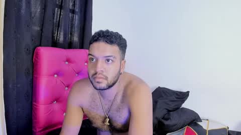 katalina y Daniel online show from January 4, 10:24 pm