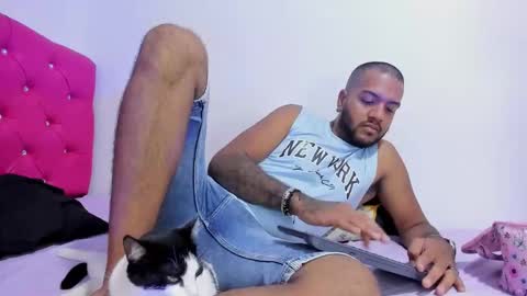 katalina y Daniel online show from January 24, 8:11 pm