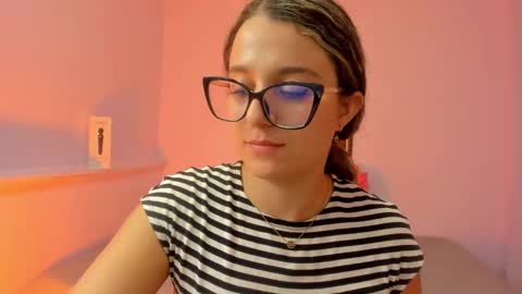 Khaterine online show from February 26, 6:21 pm