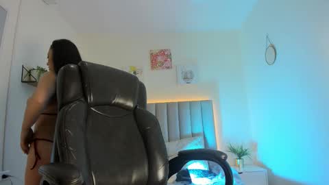 Katia  online show from October 18, 11:33 am