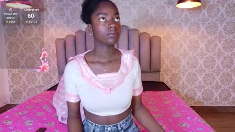 Snapshot of katia_green chatting on March 25, 3:07 pm Katia online show from March 25, 3:07 pm