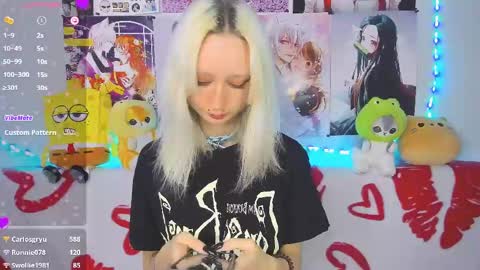 Snapshot of katia_nabiee chatting on June 6, 7:02 am Katia online show from June 6, 7:02 am