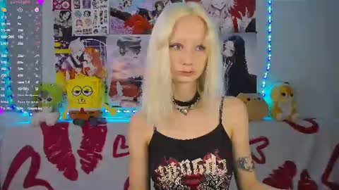 Snapshot of katia_nabiee chatting on June 15, 4:25 am Katia online show from June 15, 4:25 am