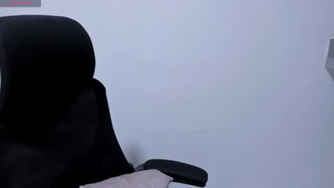 Katia  online show from February 25, 5:22 pm