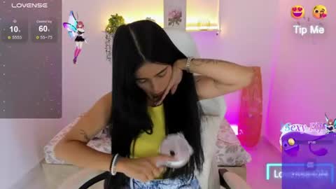 Katia  online show from July 16, 9:10 pm