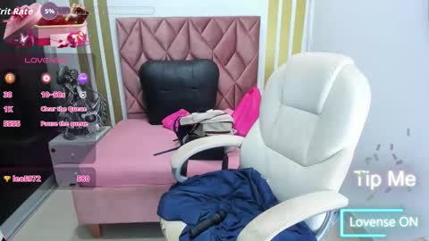 Snapshot of katialips_ chatting on September 24, 10:24 pm Katia online show from September 24, 10:24 pm