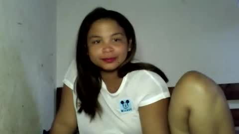 katibeauty00 online show from March 12, 7:14 am