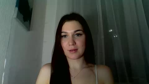 katie_foxi online show from January 7, 5:37 pm