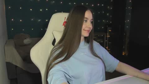 Katie online show from December 3, 2:36 am