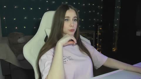 Katie online show from December 3, 10:40 pm