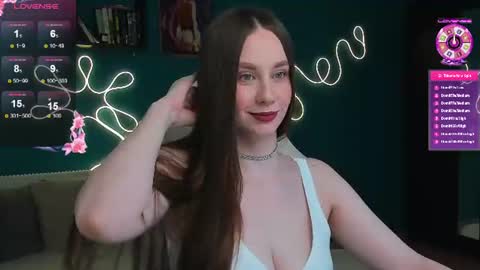 Katie online show from August 3, 11:19 pm