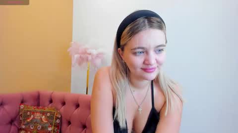 Katie online show from February 3, 2:53 am