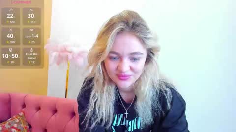 Katie online show from February 4, 1:55 am