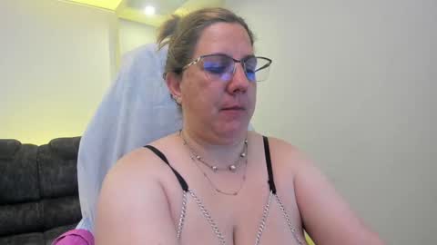 Katherine online show from September 10, 1:00 pm