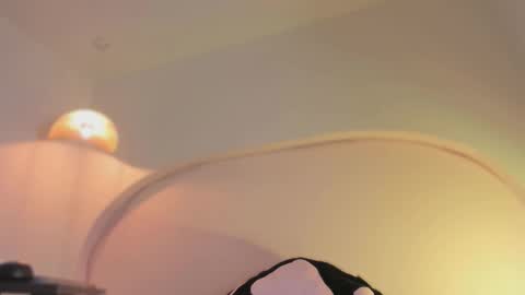 Katy  IGPeach kat666 online show from October 9, 11:30 am