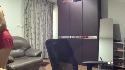 Katie online show from March 22, 2:04 am