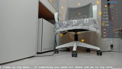 Miss Katie online show from November 19, 8:20 pm