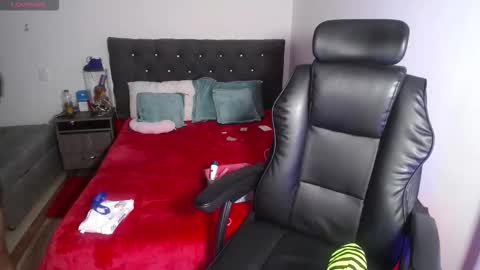 Daniela  online show from October 19, 1:39 am