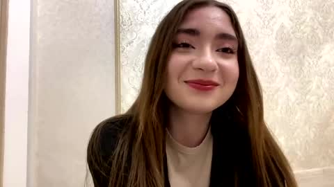 Snapshot of katinaflatau chatting on May 9, 7:08 pm Rosie online show from May 9, 7:08 pm