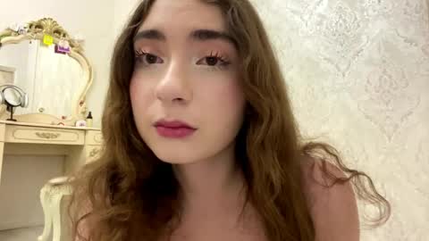 Snapshot of katinaflatau chatting on May 23, 7:07 pm Rosie online show from May 23, 7:07 pm