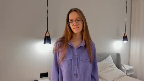 Snapshot of katinatonge chatting on October 30, 8:38 am Scarlett online show from October 30, 8:38 am