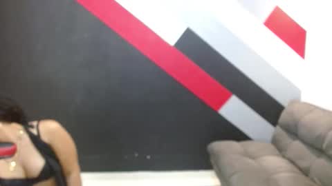 Snapshot of katiuska_xxx chatting on December 13, 7:53 pm Katiuska online show from December 13, 7:53 pm