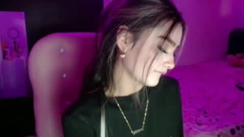 Snapshot of katleen_v chatting on March 5, 9:26 pm Katleen. online show from March 5, 9:26 pm